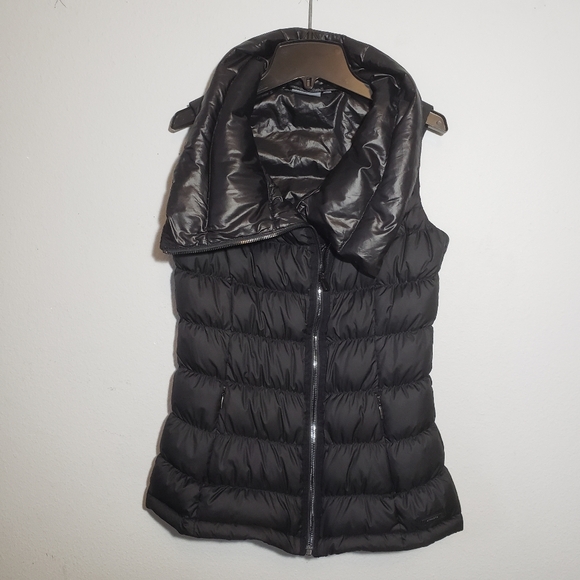 Athleta downabout black puffer vest goose down full zip vest size XS - Picture 9 of 10